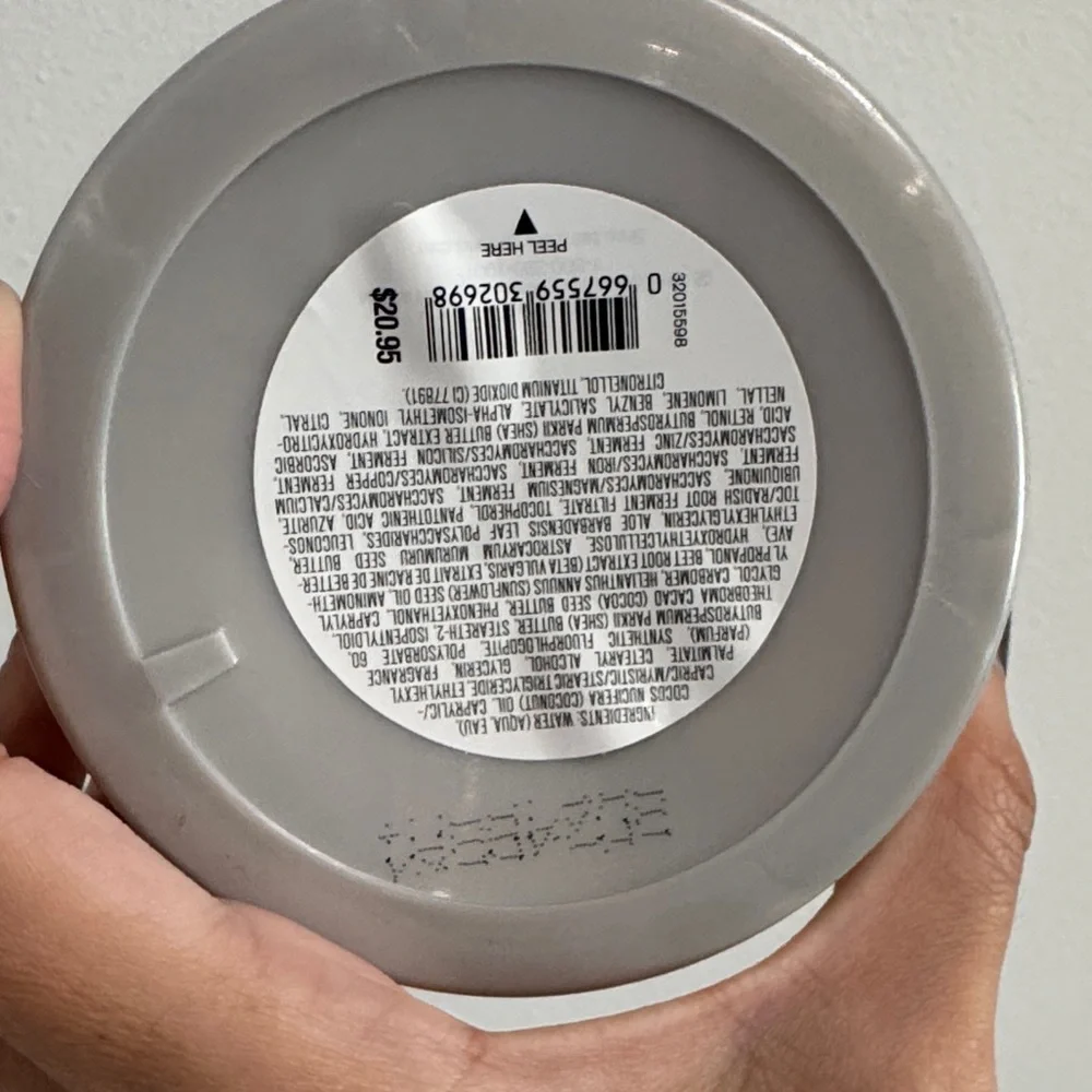 Bath & Body Works Platinum Glowtion Body Butter - Silver Holographic - Picture 6 of 6